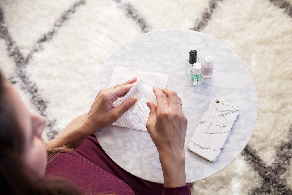 diy-at-home-manicure-best-way-to-paint-your-nails-essie-polish-nail-tutorial-corporate-catwalk-new-york-10