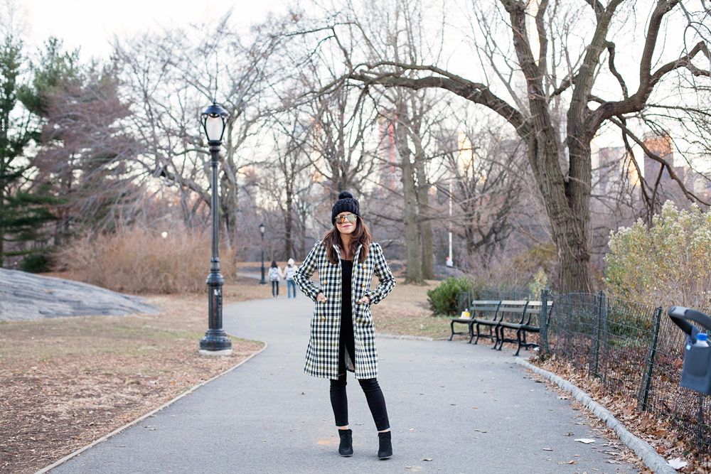 New York, Central Park Outfit Idea What to Wear Plaid Coat Black Denim Stocking Cap New York Street Style