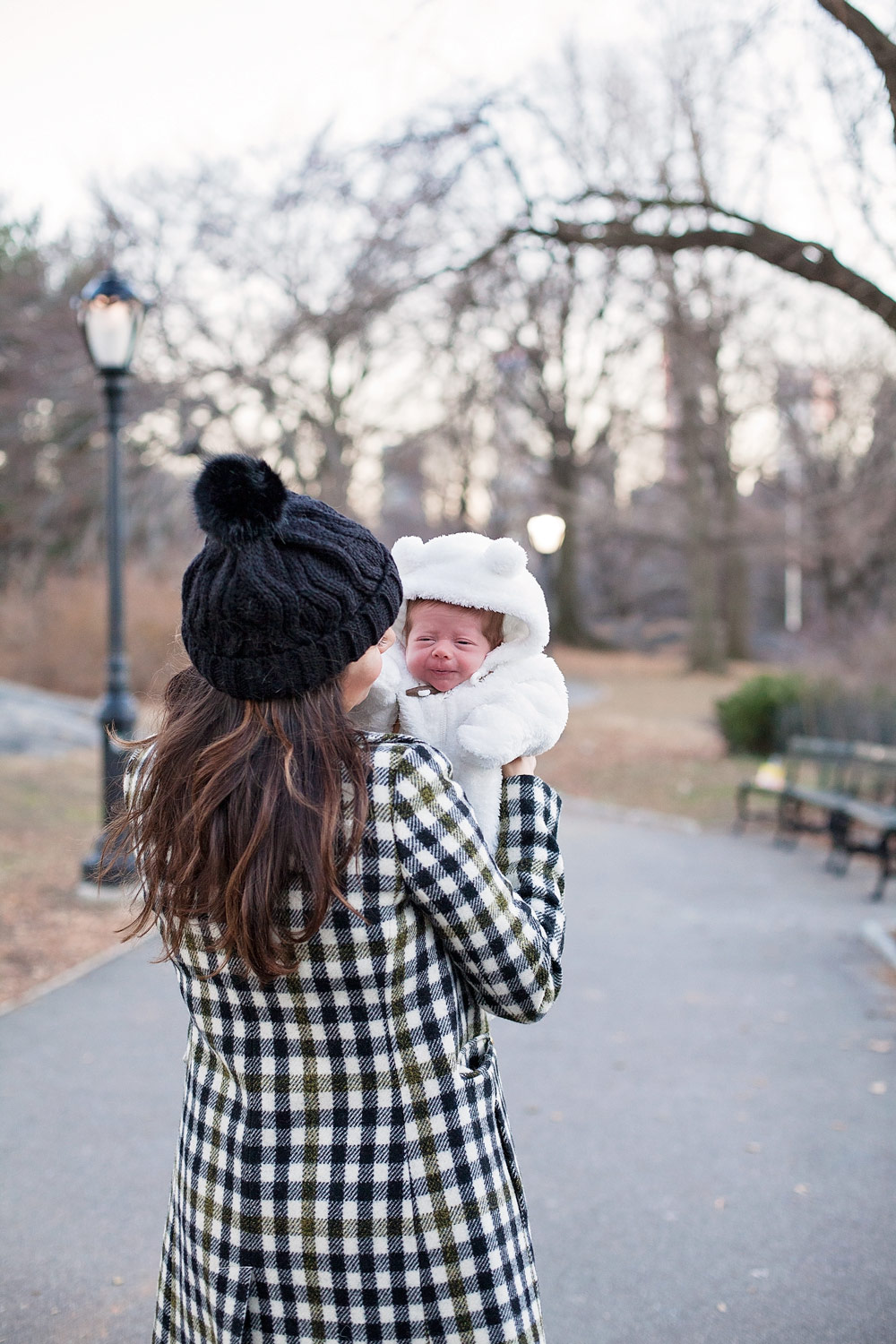 New York Central Park Outfit Ideas Plaid Coat Family Photos Corporate Catwalk