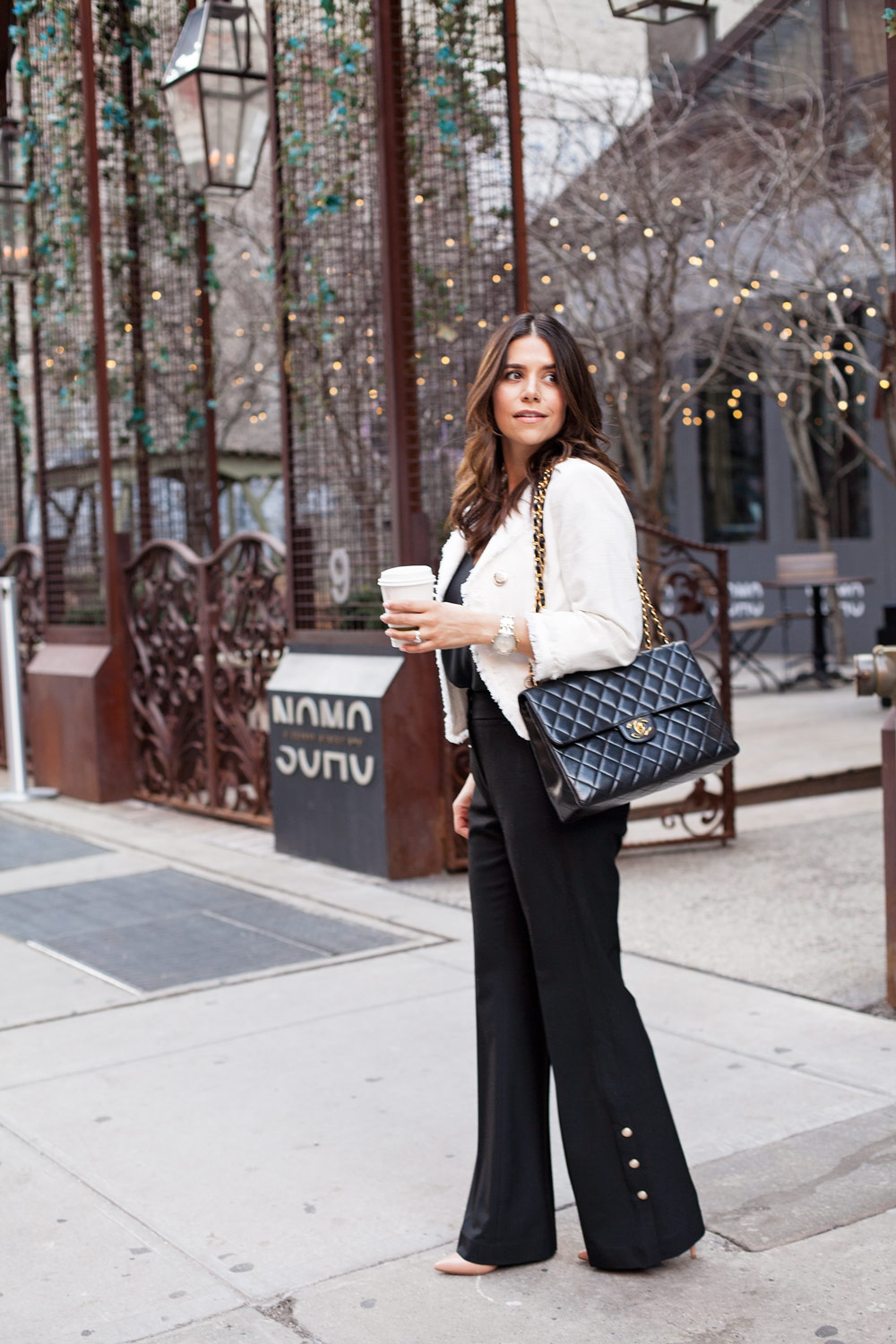 White House Black Market WHBM Workwear Black and White Outfit Post What to Wear to Work Black Wide Leg Pants Tweed Jacket New York City Fashion Blogger