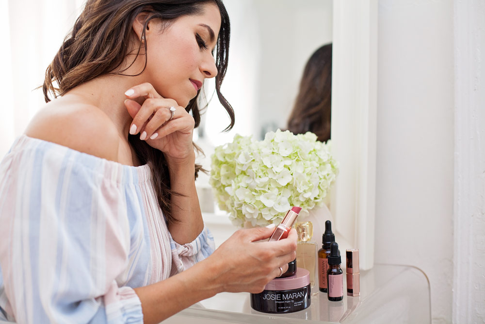 QYC Brave is Beautiful Josie Maran Vanilla Wafer Argan Oil Beauty Review Lipstick