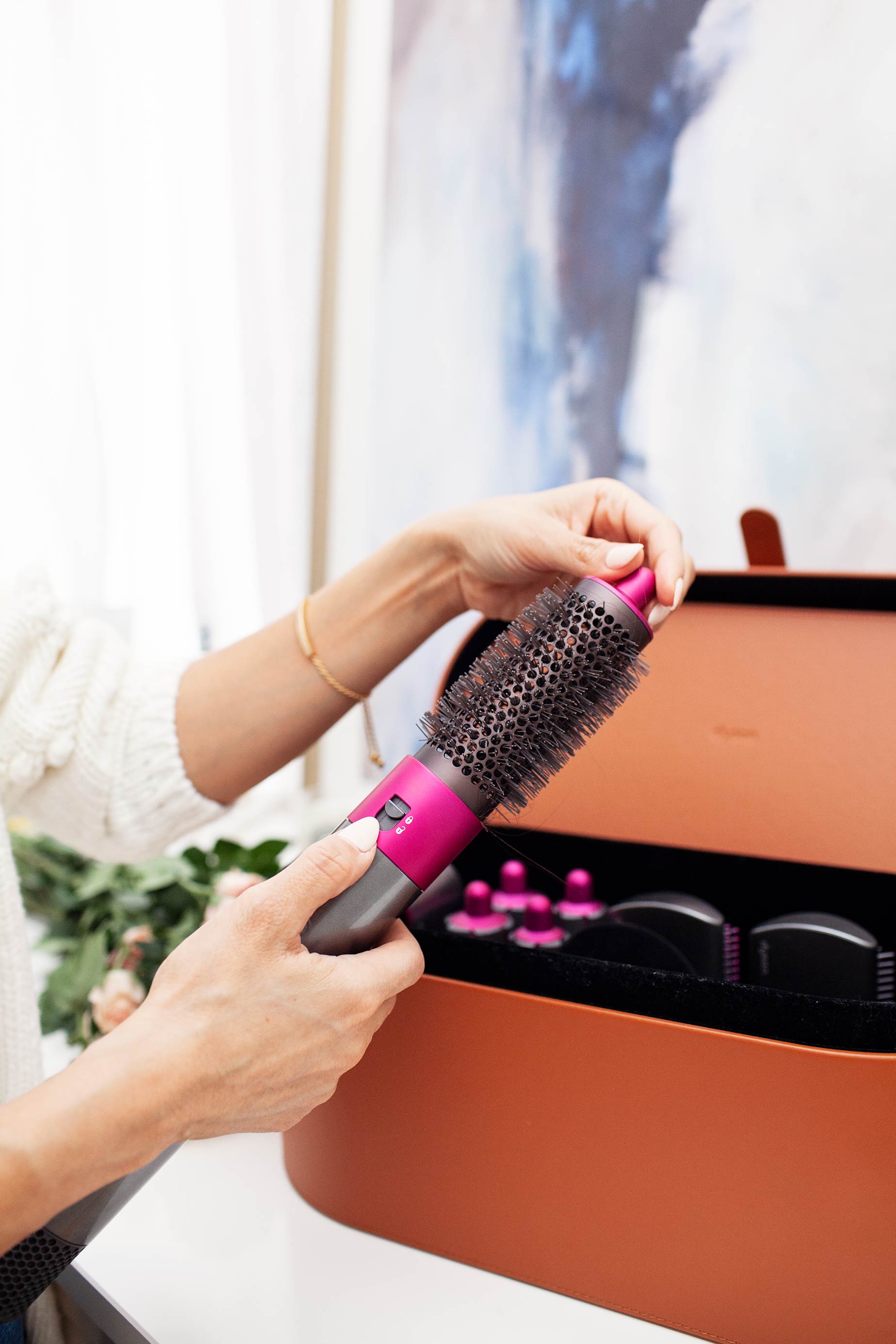 Pros and Cons of the Dyson Airwrap Styler - Olivia Jeanette